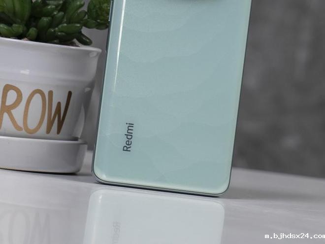 Redmi坚持做红外：之前被骂过 再也不敢砍了