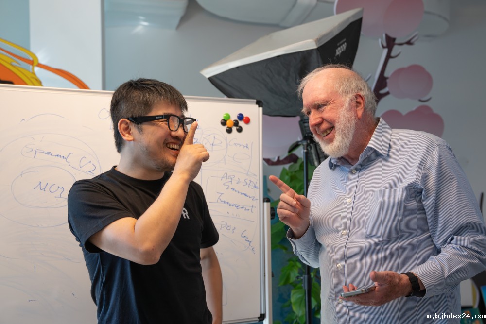 智能眼镜替代手机，这次的主角将是“Rokid乐奇”们？