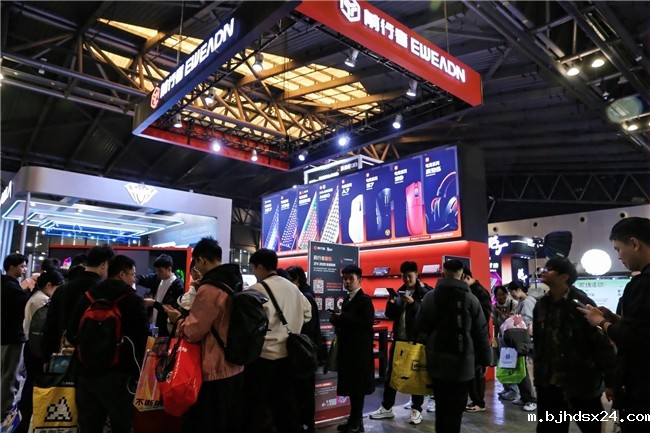 ​前行者上海WePlay & ZFX展会圆满落幕，“国风科技”外设引爆线下体验热潮